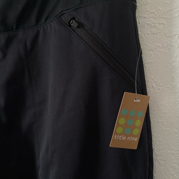 Title Nine Snow Slayer 2.0 Pants Black 12 - Outdoor, Winter, Athletic, Softshell - Picture 3 of 11
